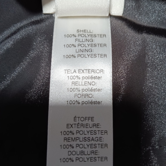 Chico’s Women’s Leopard Print Reversible Puffer Vest - Picture 10 of 11